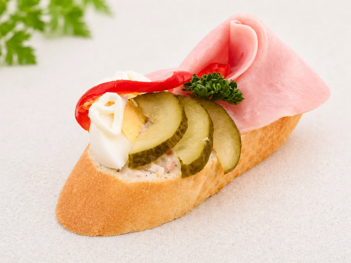 Chlebíček se šunkou