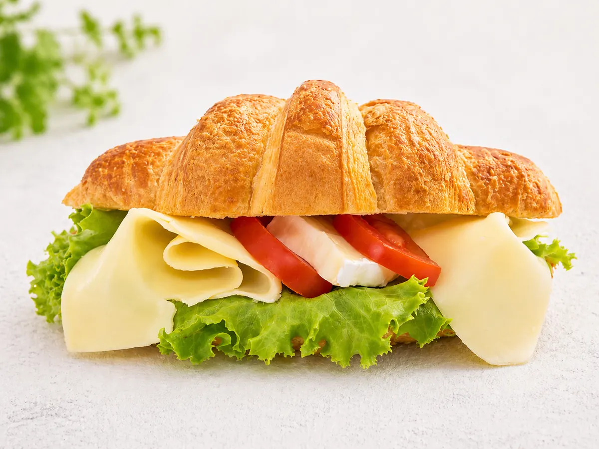 Croissant se sýrem - FRESH