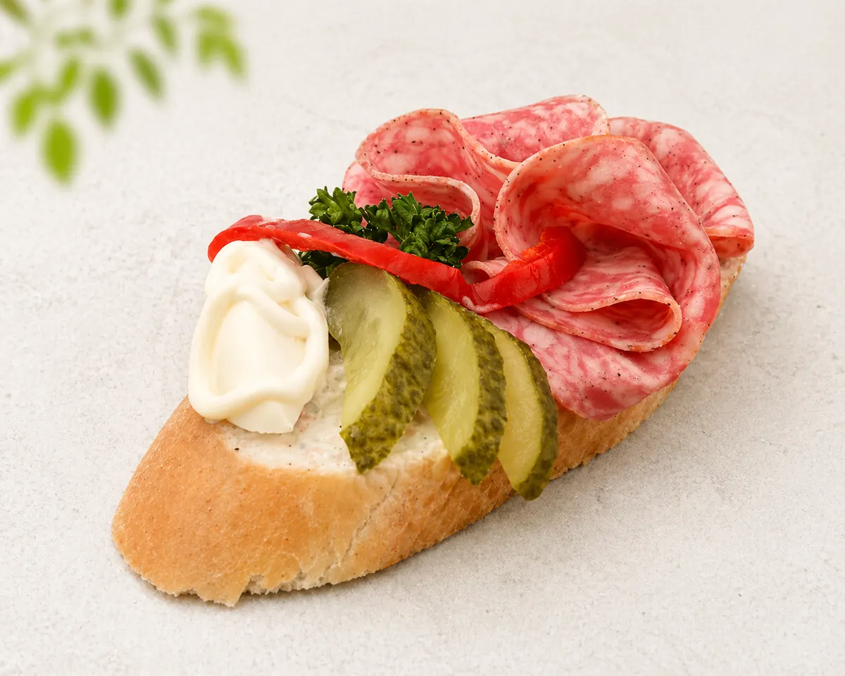 Chlebíček s turistou