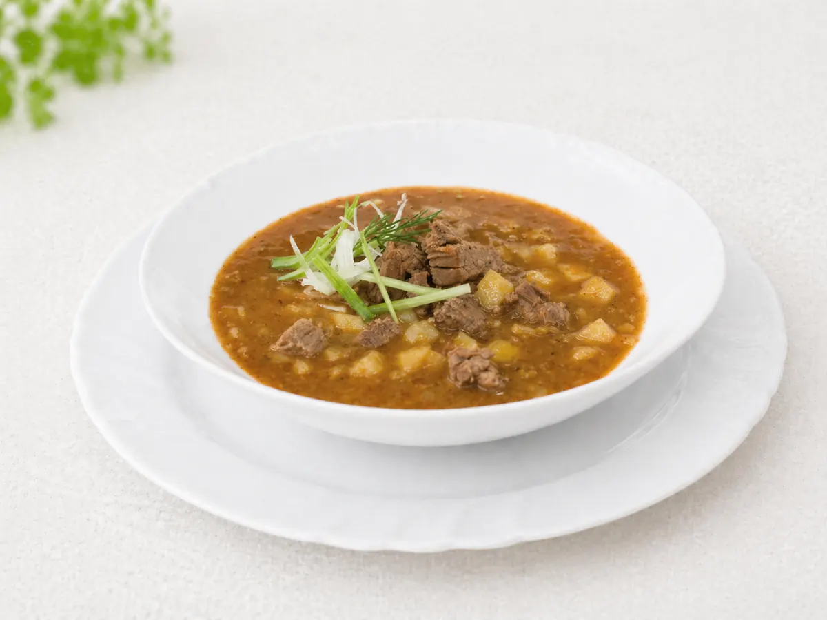 Gulášová polévka